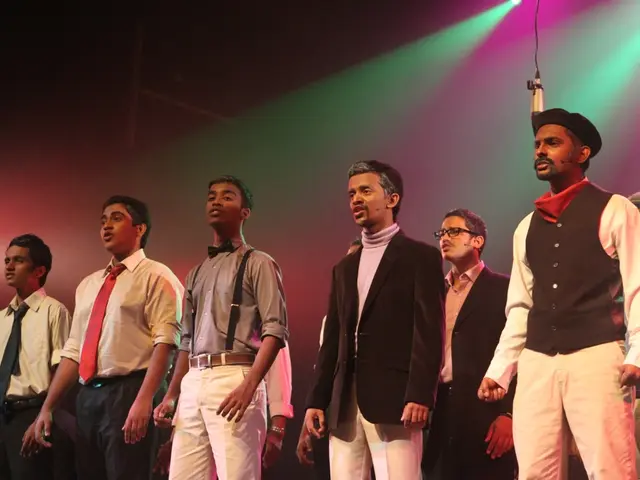 Uncovering the Real Earnings of Charlie Sheen from Residuals: Revealing the Unadulterated Details