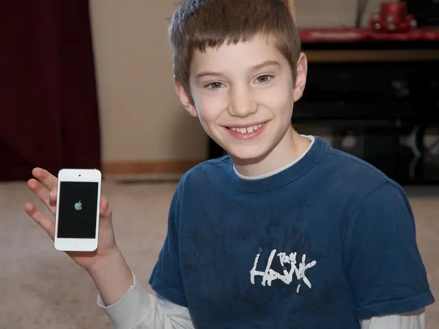 Zurich school combats student smartphone overuse