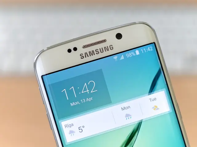 RedPill Phone, Created by Erik Prince, Sparks Concerns as Claimed Unhackability Causes Worry