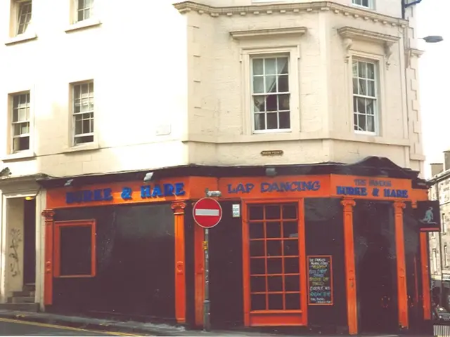 Government funding for construction of new eco-friendly buildings under programs 296, 297, and 298