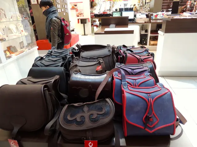 Stylish Corporate Accessories: Merging Aesthetics and Utility