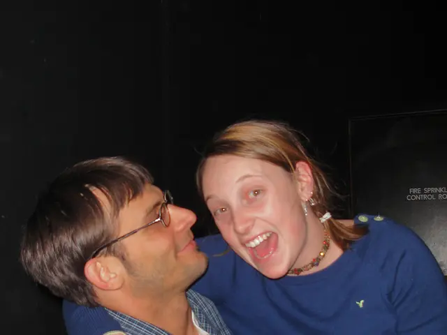 Identifying Manipulative Tactics: Recognizing Gaslighting and Other Signs of Emotional Control in...