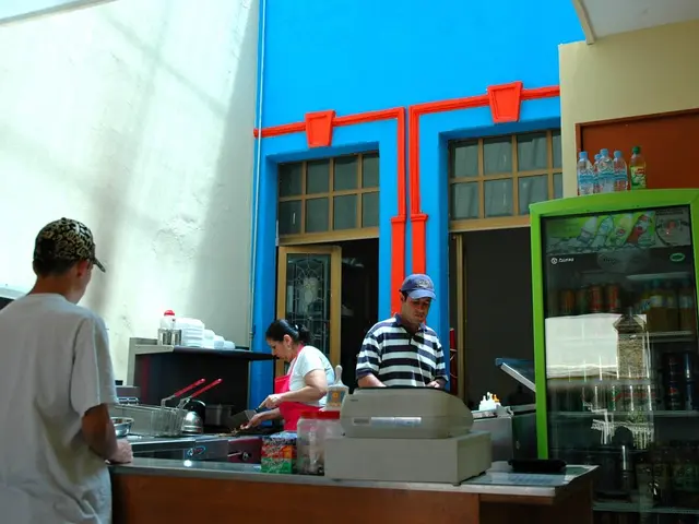 Guiding young private clients, regardless of gender (male, female, diverse), on their financial...