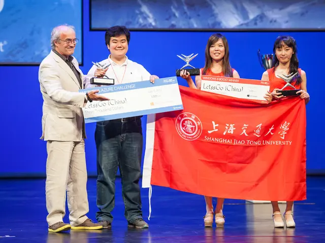 Seven teachers in Kurgan were given 200,000 rubles each.